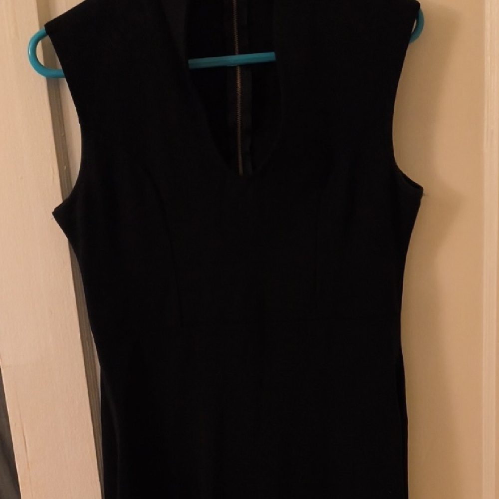 Rolla Coster Black V-Neck Sheath Mini Dress